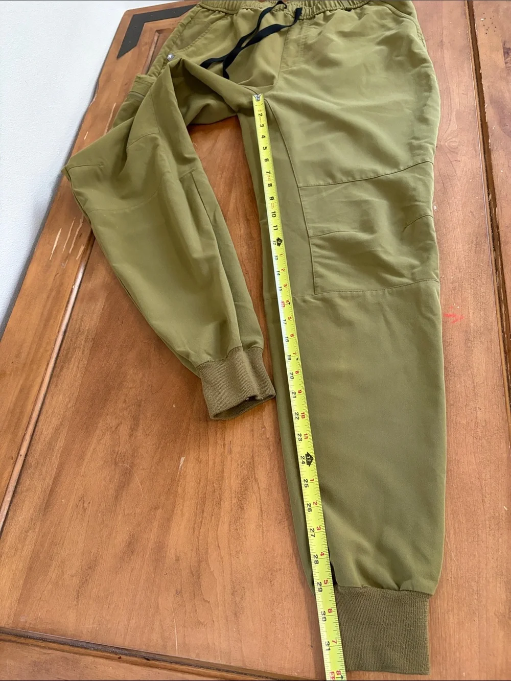 Figs Olive Jogger Scrub Pants with Black Drawstring Size Medium